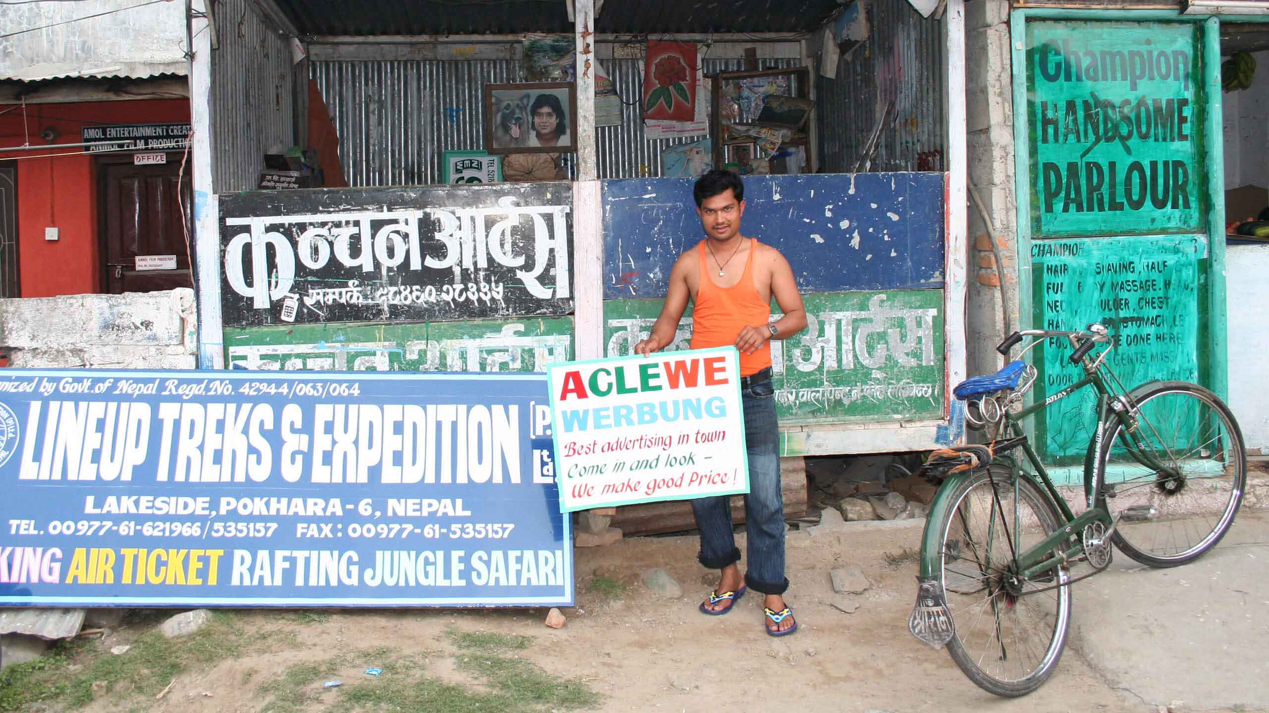 Aclewe in Tibet Aclewe Advertising Agentur Schild